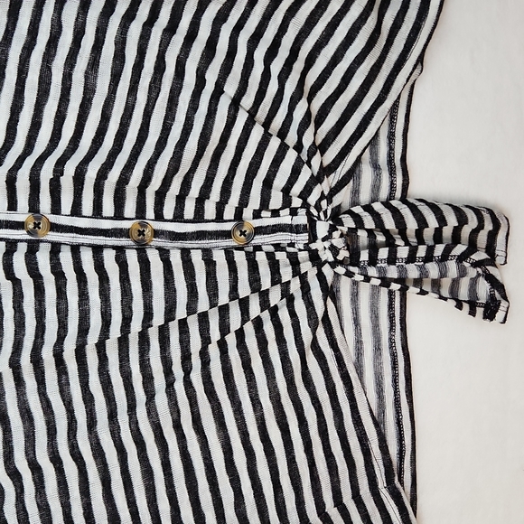 Ana Women's Knit button-up Top Stripes Black White Size XL - Picture 6 of 8